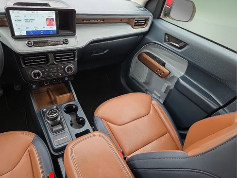 Certified 2022 Ford Maverick Lariat w/ Lariat Luxury Package image 12