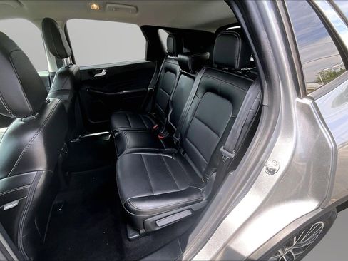 Used 2022 Ford Escape SEL FWD image 18