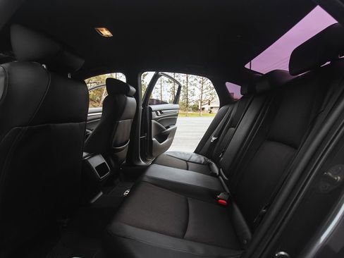 Used 2018 Honda Accord Sport image 23