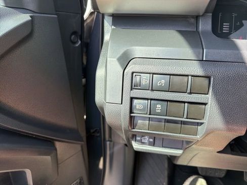 Used 2024 Toyota Tacoma SR image 17