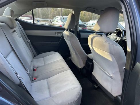 Used 2016 Toyota Corolla LE image 14