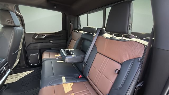 Used 2026 Chevrolet Silverado 1500 High Country AWD/4WD image 20