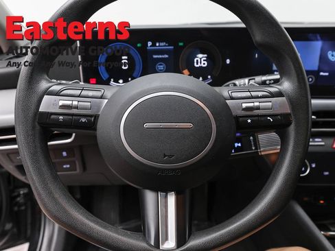 Used 2025 Hyundai Sonata SEL FWD image 10