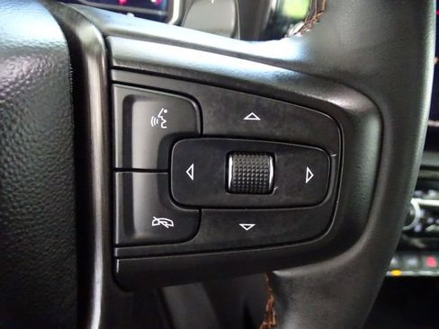 Used 2023 GMC Sierra 1500 AT4 w/ AT4 Preferred Package AWD/4WD image 8