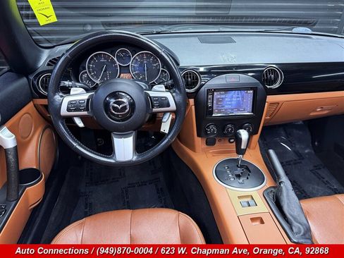 Used 2006 MAZDA MX-5 Miata Grand Touring RWD image 10