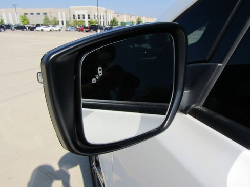 Used 2019 Nissan Leaf SL w/ SL Technology Package image 27