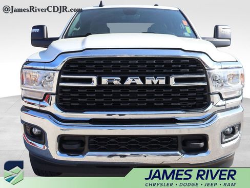 Used 2024 RAM 2500 Big Horn image 7