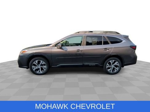 Used 2021 Subaru Outback Limited AWD/4WD image 5