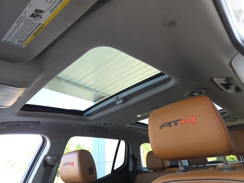 Used 2020 GMC Acadia AT4 image 7
