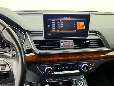 Used 2018 Audi Q5 Prestige w/ Prestige Package AWD/4WD image 19