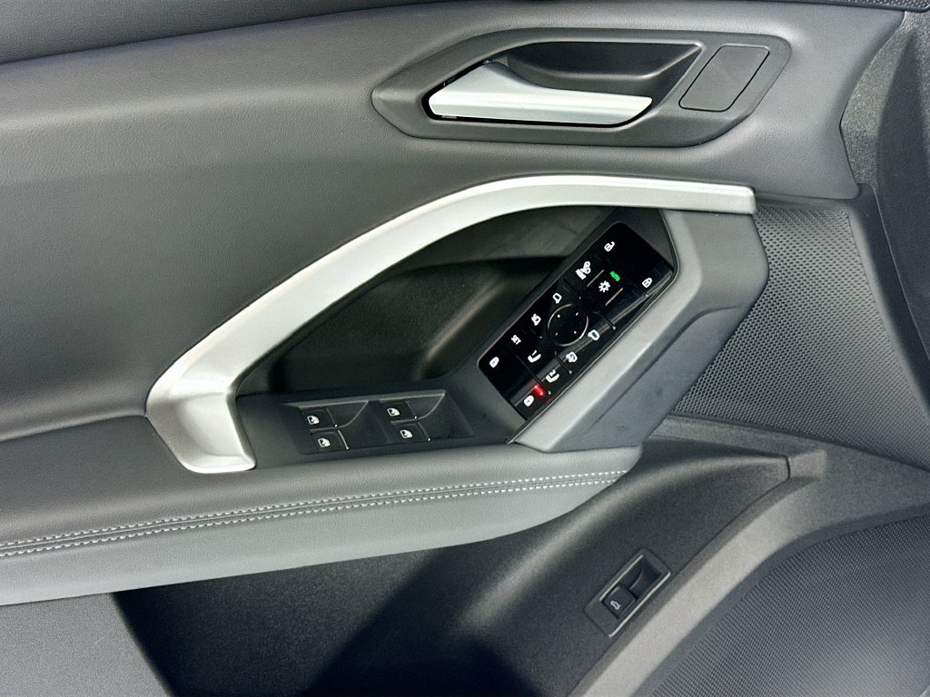Certified 2025 Audi Q5 Premium w/ Premium Plus AWD/4WD image 23