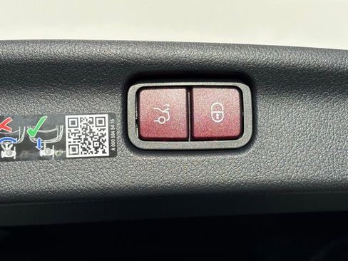 New 2026 Mercedes-Benz C 300 C 300 image 23