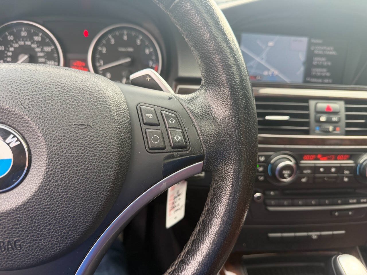 Used 2011 BMW 335i xDrive Sedan AWD/4WD image 30