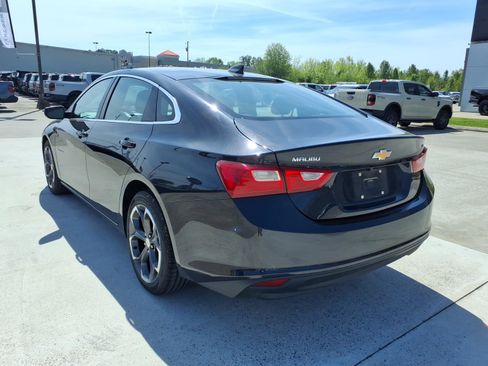 Used 2023 Chevrolet Malibu LT image 3