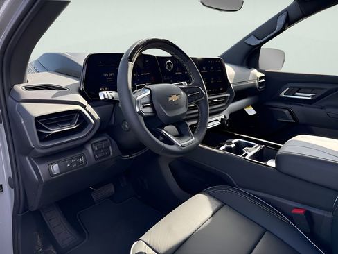 New 2026 Chevrolet Silverado EV LT w/ Premium Package AWD/4WD image 20