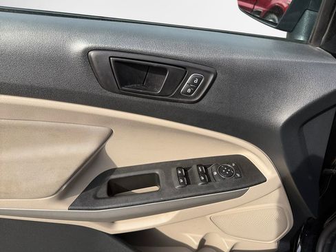 Used 2020 Ford EcoSport S image 14
