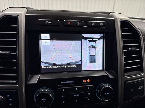 Used 2020 Ford F250 Lariat w/ Lariat Value Package AWD/4WD image 15