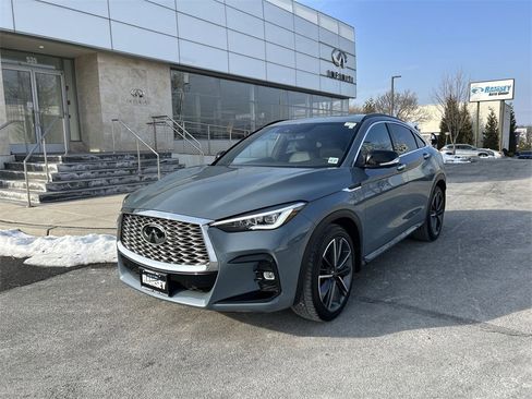 Certified 2023 INFINITI QX55 Essential image 4