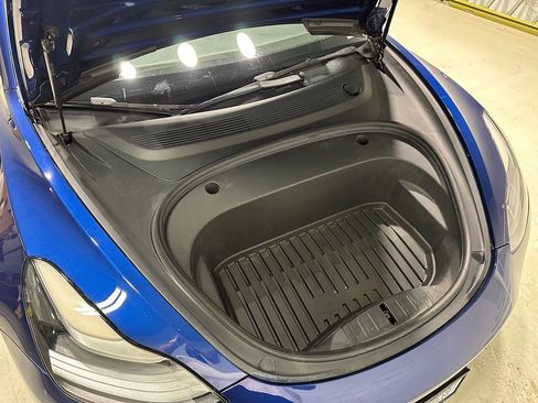 Used 2022 Tesla Model 3 Long Range AWD/4WD image 3