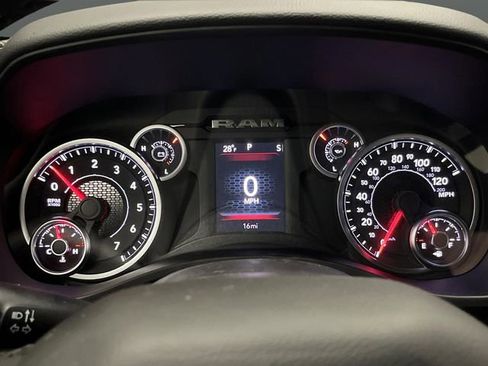 New 2026 RAM 1500 4x4 Crew Cab image 16