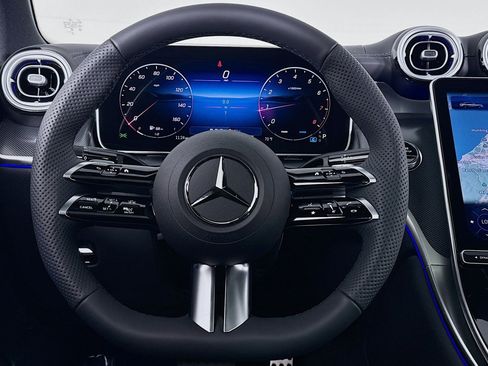 New 2026 Mercedes-Benz GLC 300 GLC 300 image 17