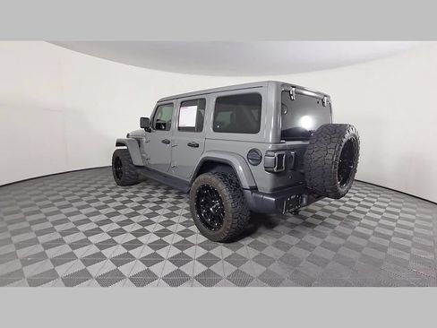 Used 2020 Jeep Wrangler Unlimited Sahara AWD/4WD image 42
