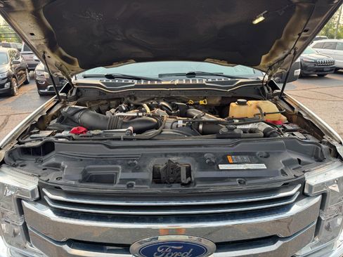 Used 2018 Ford F250 Lariat w/ Lariat Ultimate Package AWD/4WD image 23