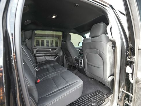 Used 2025 RAM 1500 Big Horn AWD/4WD image 38