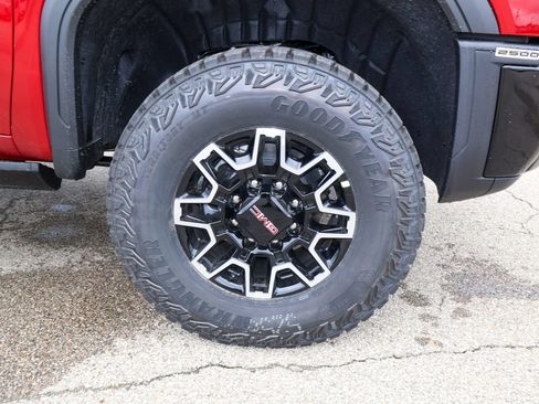 New 2026 GMC Sierra 2500 AT4X w/ LPO, Black Badging Package AWD/4WD image 36