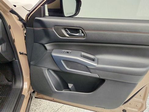 Used 2024 Nissan Pathfinder Rock Creek image 24