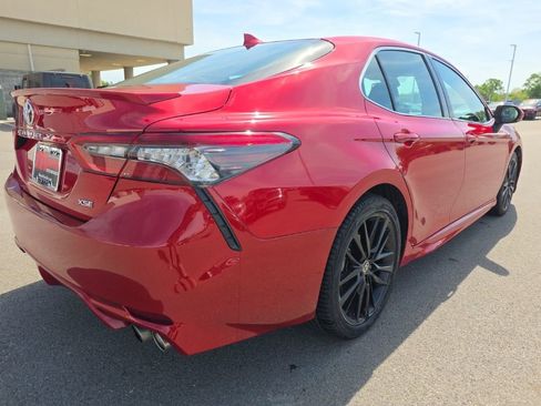 Used 2023 Toyota Camry XSE image 5