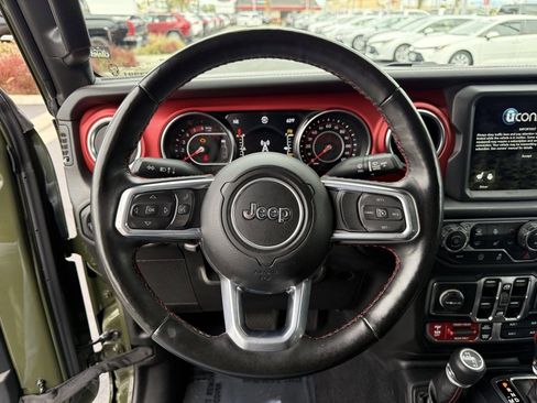 Used 2022 Jeep Gladiator Rubicon w/ LED Lighting Group image 17