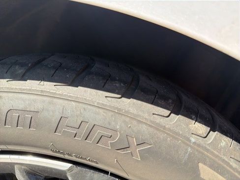 Used 2023 Nissan Versa SR w/ Trunk Package image 9