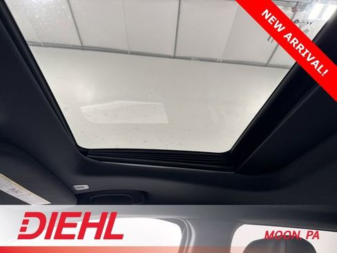 Used 2021 Jeep Grand Cherokee Limited image 42