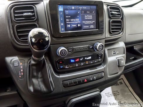 Used 2023 RAM ProMaster 2500 FWD image 11