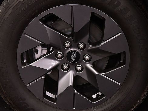 Used 2025 Ford F150 Lightning Flash image 11