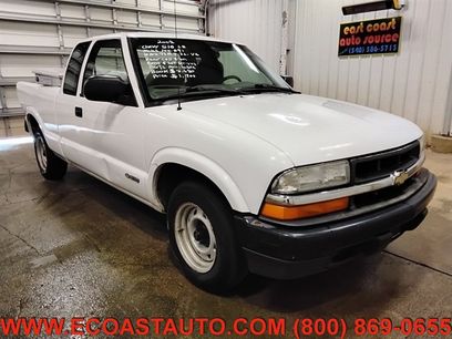 Used 2002 Chevrolet S10 Pickup 2WD Extended Cab w/ Preferred Equipment Group