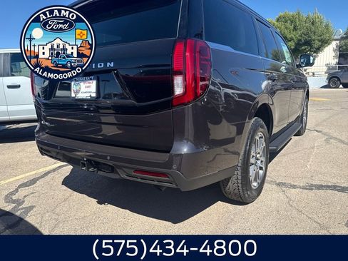 New 2025 Ford Expedition Active image 16