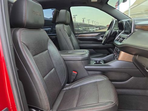 Used 2021 Chevrolet Tahoe High Country w/ Premium Package RWD image 18