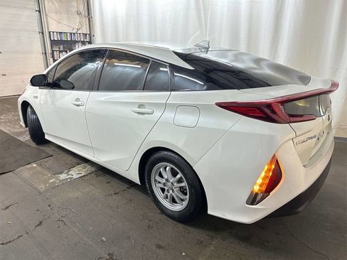 Used 2017 Toyota Prius Prime Plus image 2