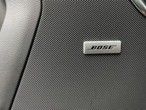 New 2025 Chevrolet Suburban High Country image 17