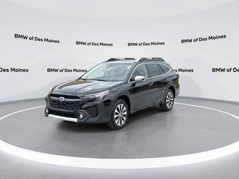 Used 2025 Subaru Outback Touring image 4