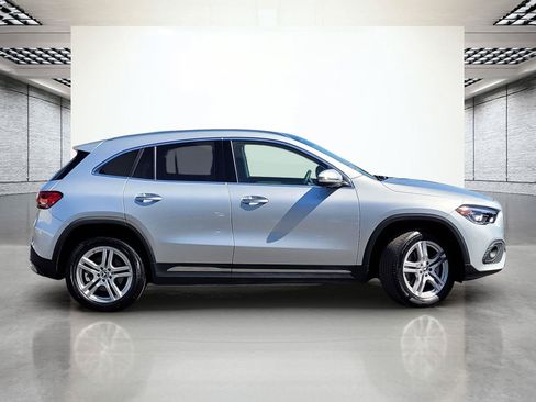 Used 2021 Mercedes-Benz GLA 250 4MATIC image 6