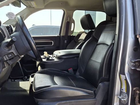 Used 2024 RAM 2500 Laramie AWD/4WD image 10