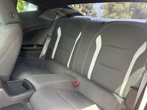 Used 2018 Chevrolet Camaro LT RWD image 19