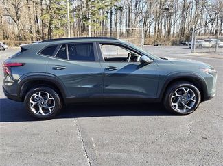 Used 2025 Chevrolet Trax LT video 2