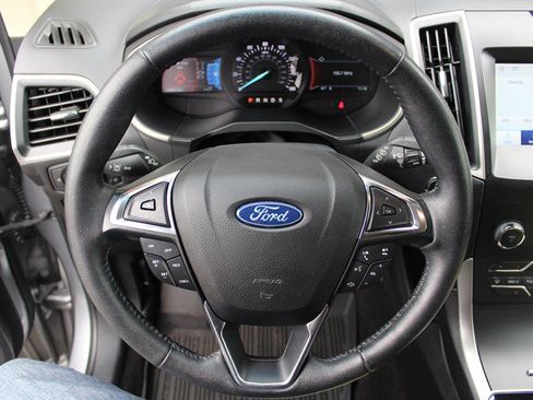 Used 2020 Ford Edge SEL AWD/4WD image 16