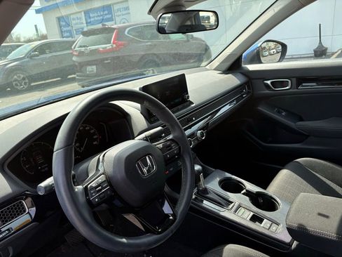 Used 2023 Honda Civic EX image 7