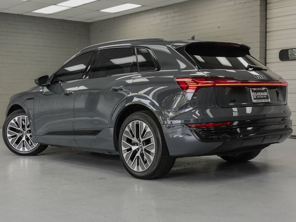 Used 2024 Audi Q8 e-tron Prestige w/ Prestige Package AWD/4WD image 34