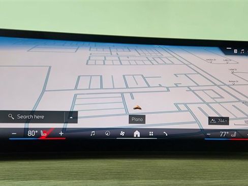 Used 2025 BMW 330i xDrive Sedan image 45